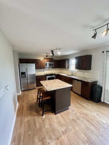 4017 Cadence Dr, Spring Hill, TN 37174