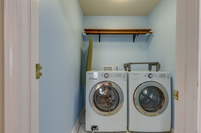 4017 Cadence Dr, Spring Hill, TN 37174