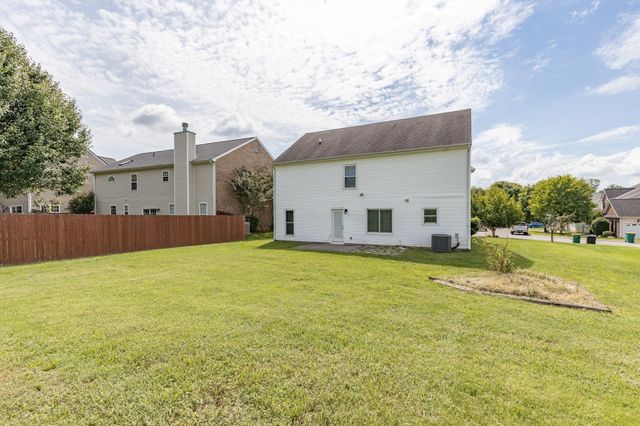 4017 Cadence Dr, Spring Hill, TN 37174