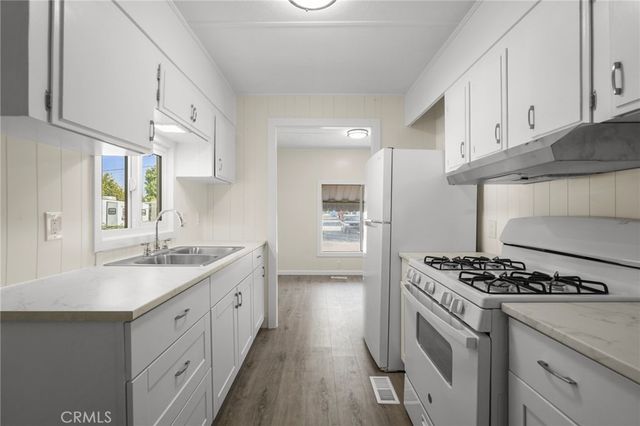 2150 S San Jacinto Avenue 54, San Jacinto, CA 92583