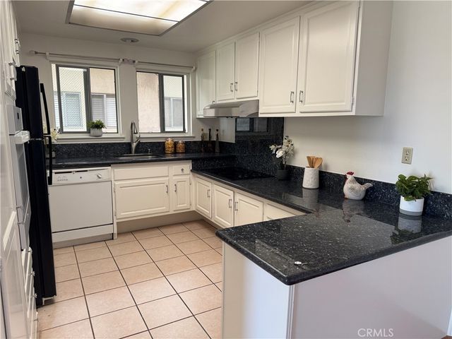 2122 Ronda Granada P, Laguna Woods, CA 92637