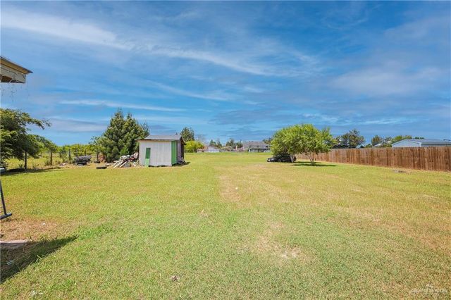 32985 Mescal Street, Los Fresnos, TX 78566