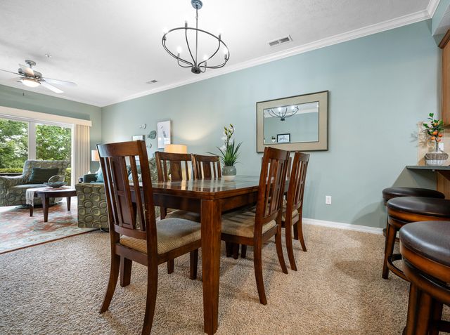 325 Majestic Drive 4-127, Branson, MO 65616
