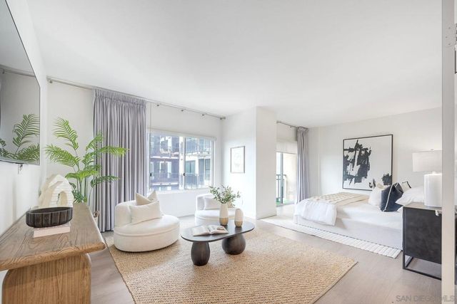 3060 6th Ave 19, San Diego, CA 92103