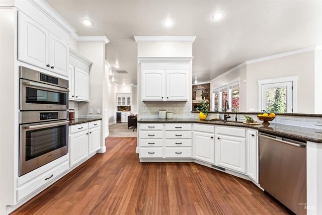 1177 E Riversong Dr., Eagle, ID 83616