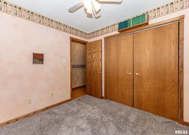 1417 2ND Avenue, Camanche, IA 52730