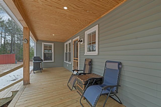12 Winchester Lane, Tuftonboro, NH 03850