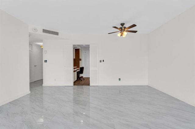 3300 NE 36th Street 1711, Fort Lauderdale, FL 33308