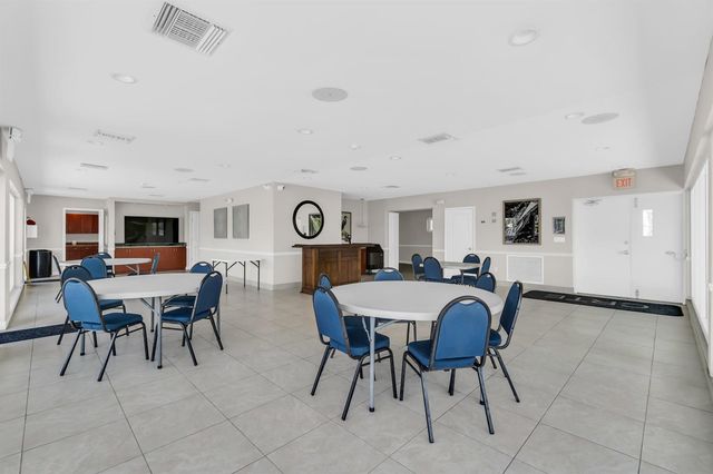 3300 NE 36th Street 1711, Fort Lauderdale, FL 33308