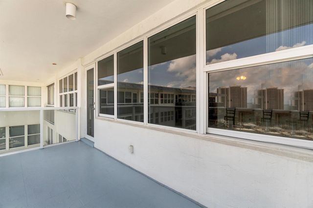 3300 NE 36th Street 1711, Fort Lauderdale, FL 33308