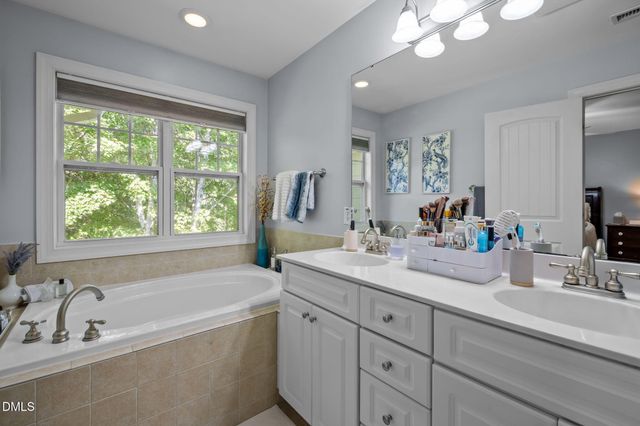 47 Abernathy Drive, Chapel Hill, NC 27517