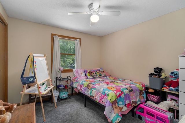 2625 W Village Lane, Springfield, MO 65807