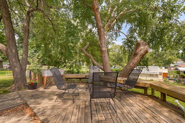2625 W Village Lane, Springfield, MO 65807