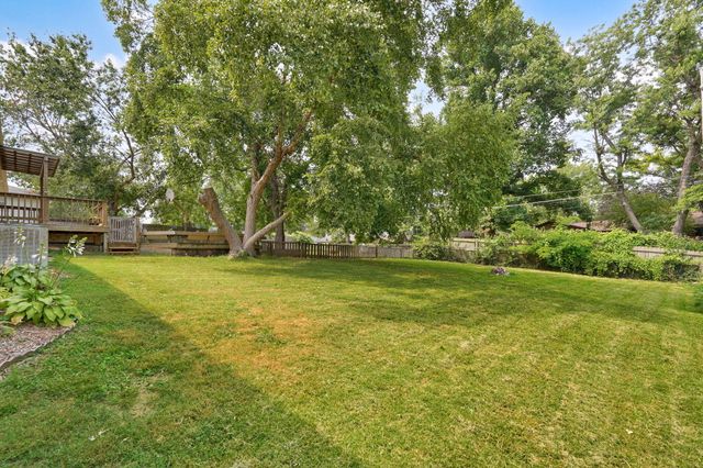 2625 W Village Lane, Springfield, MO 65807