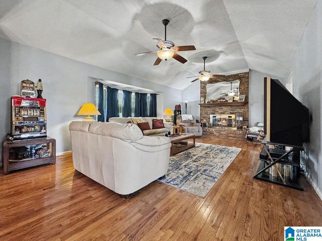 346 LYNN DRIVE, Mulga, AL 35118