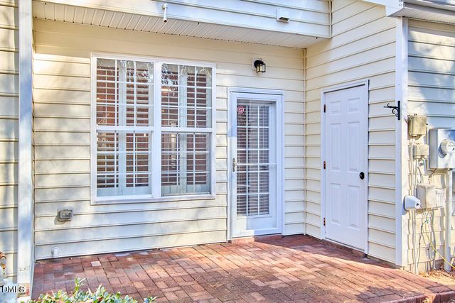 4411 Sugarbend Way, Raleigh, NC 27606