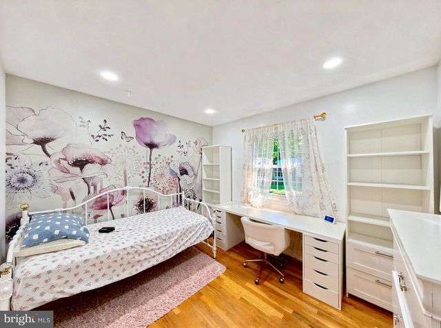 410 VICTORIA CT NW, Vienna, VA 22180