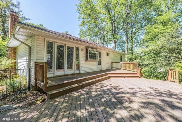 410 VICTORIA CT NW, Vienna, VA 22180