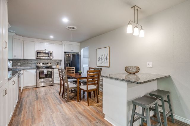 7828 Mary Frances Lane, North Richland Hills, TX 76180