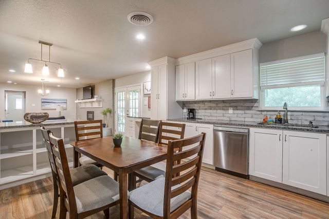 7828 Mary Frances Lane, North Richland Hills, TX 76180