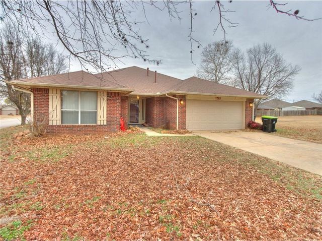 1123 Mayes Street, Purcell, OK 73080
