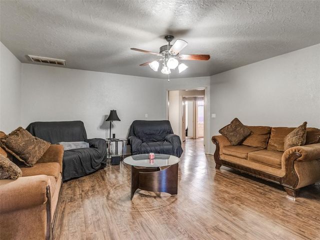 1123 Mayes Street, Purcell, OK 73080