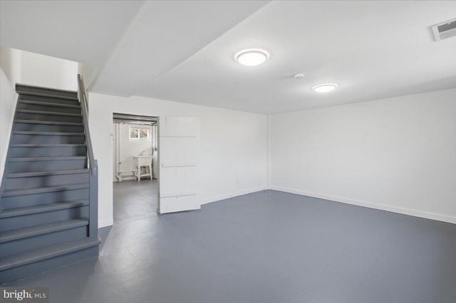 5039 8TH RD S, Arlington, VA 22204