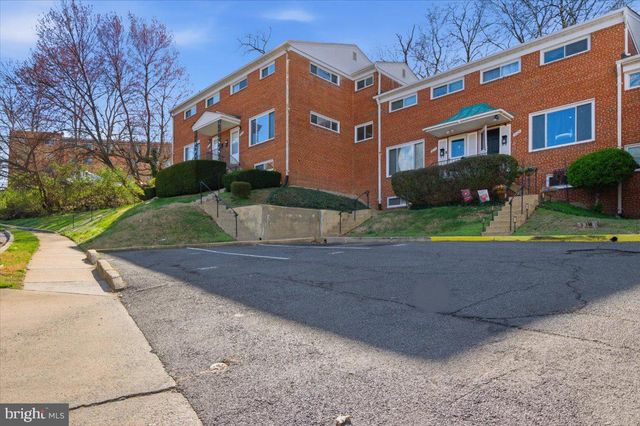 5039 8TH RD S, Arlington, VA 22204