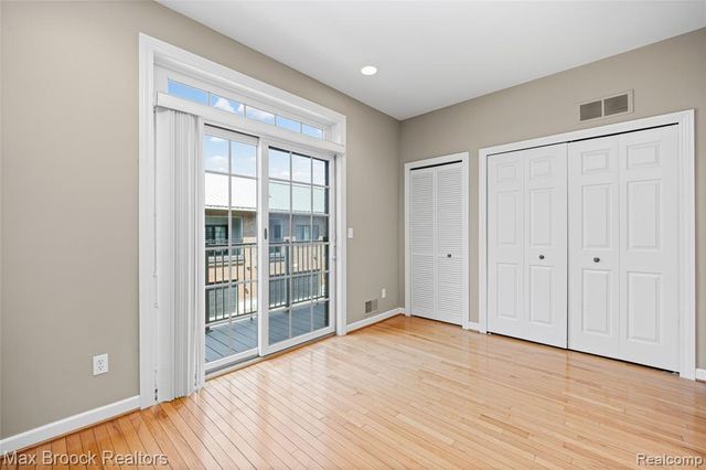 420 Lewis Court, Birmingham, MI 48009
