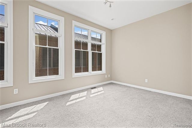 420 Lewis Court, Birmingham, MI 48009