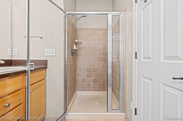 420 Lewis Court, Birmingham, MI 48009