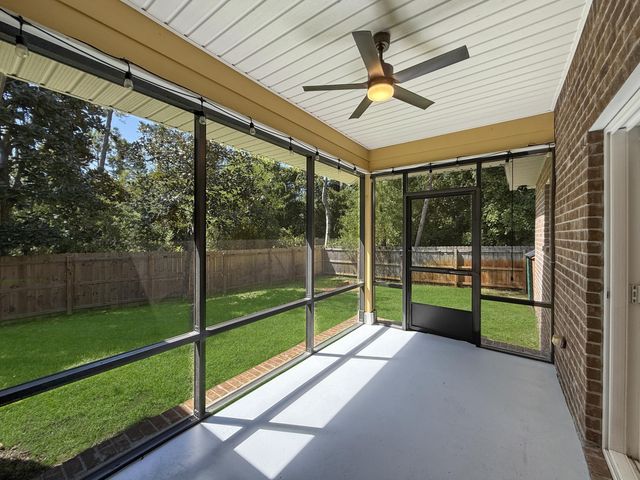 1767 Magnolia Harbor Drive, Navarre, FL 32566