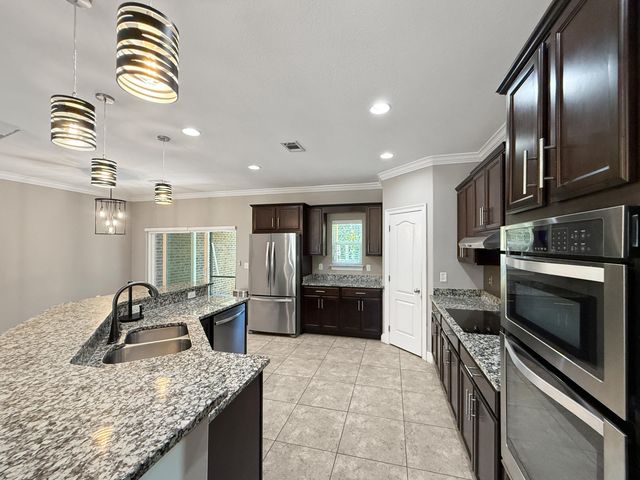 1767 Magnolia Harbor Drive, Navarre, FL 32566