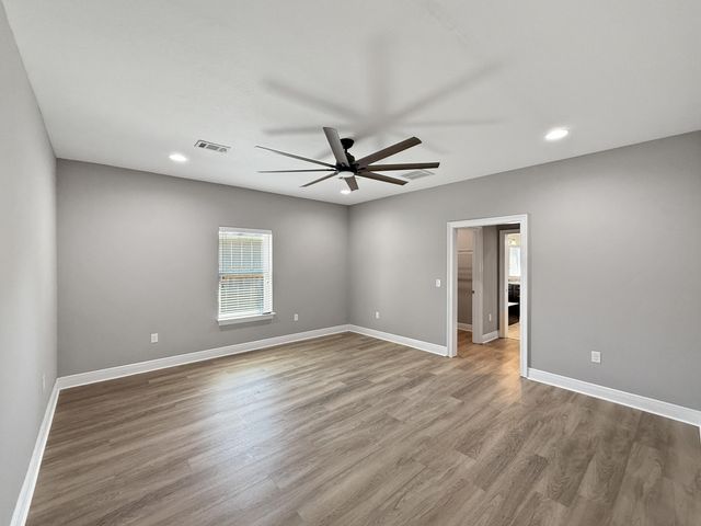1767 Magnolia Harbor Drive, Navarre, FL 32566