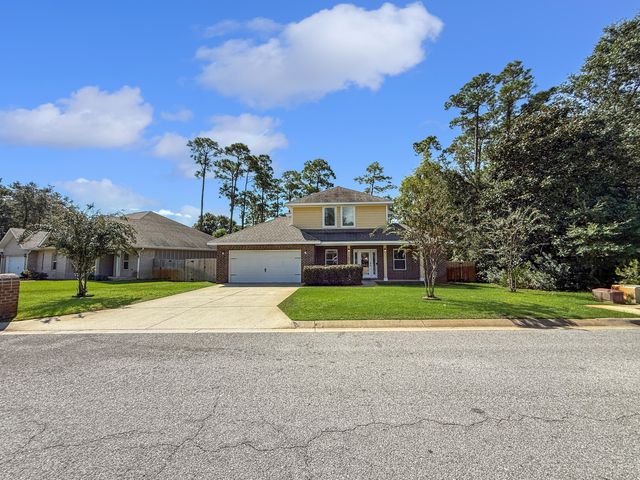 1767 Magnolia Harbor Drive, Navarre, FL 32566