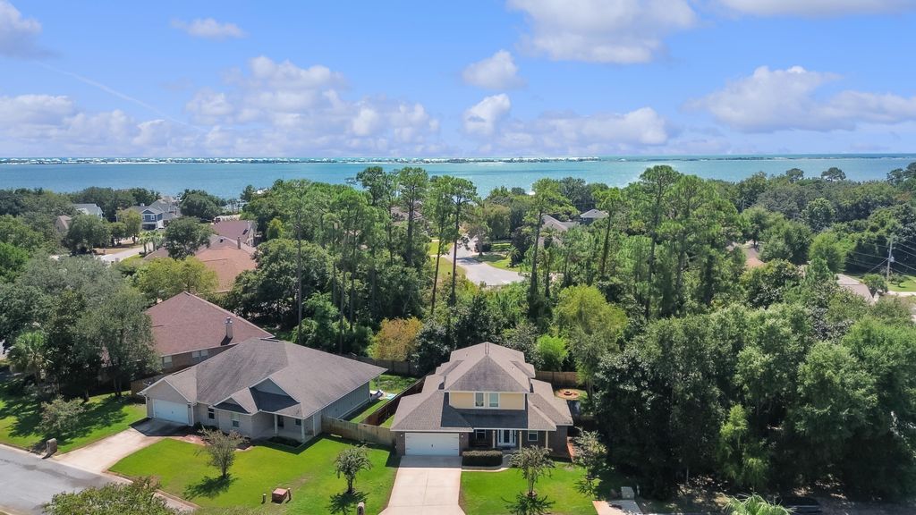 1767 Magnolia Harbor Drive, Navarre, FL 32566