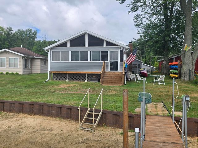 11023 Pennock Lane, Barry Twp, MI 49046