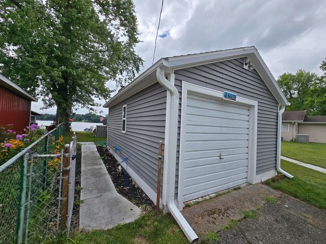 11023 Pennock Lane, Barry Twp, MI 49046