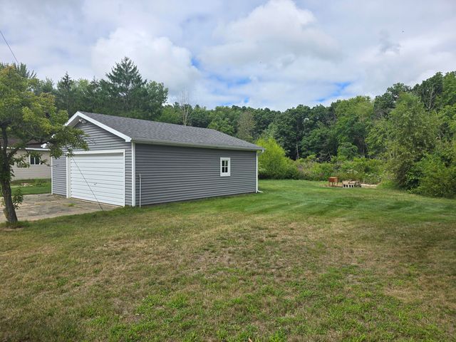 11023 Pennock Lane, Barry Twp, MI 49046