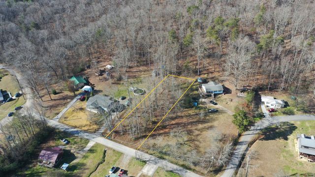 10733 McAfee Road, Soddy Daisy, TN 37379