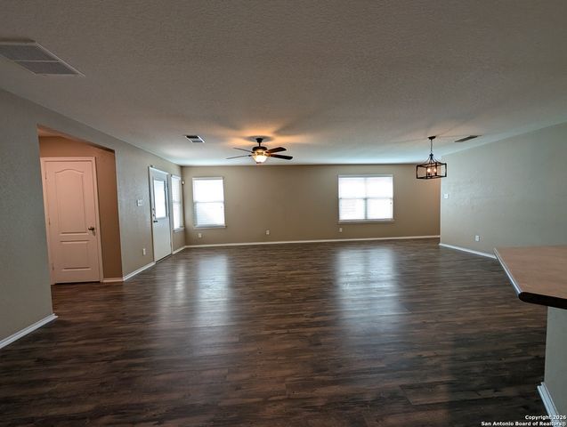 2096 BRANDYWINE DR, New Braunfels, TX 78130