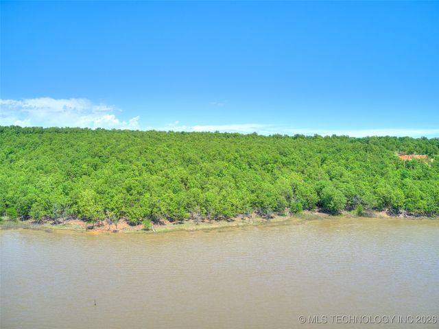 129 Lower Greenway, Carlton Landing, OK 74432