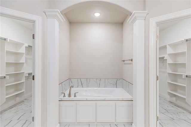 1600 Cherrie Street, Bentonville, AR 72713