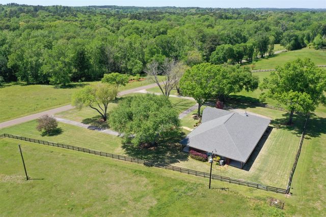839 An County Road 320, Frankston, TX 75763