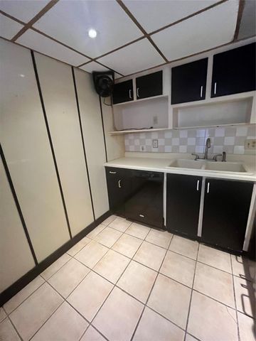 2841 NE 163 Street 102, North Miami Beach, FL 33160