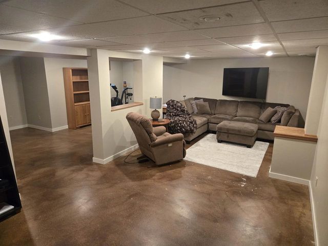 705 Poplar Way, Verona, WI 53593