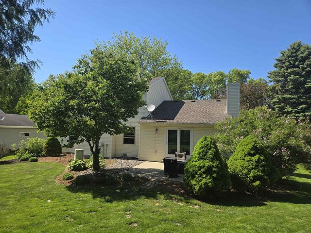 705 Poplar Way, Verona, WI 53593