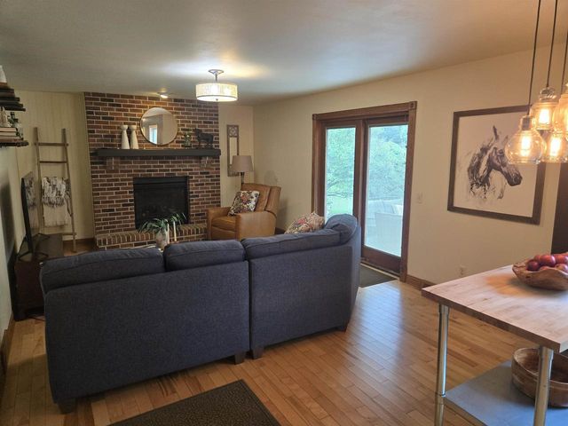 705 Poplar Way, Verona, WI 53593