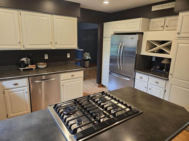 705 Poplar Way, Verona, WI 53593