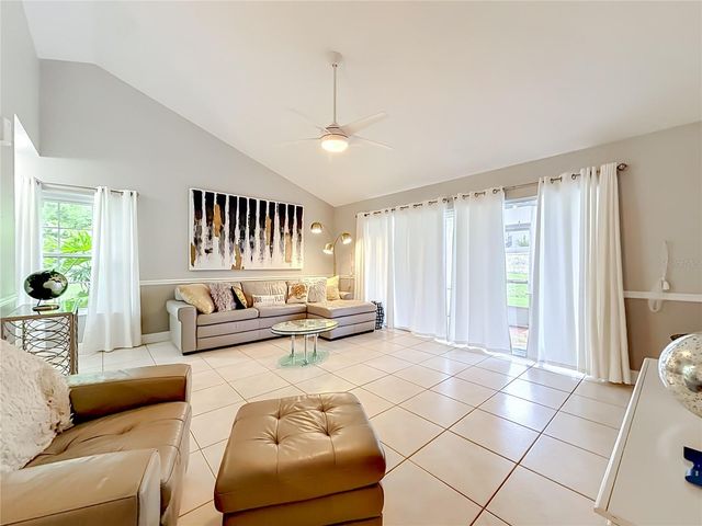 2427 SW 20TH COURT, Ocala, FL 34471